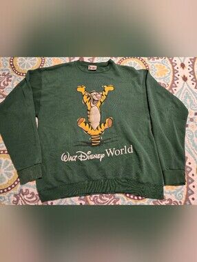 MADE IN THE USA Walt Disney World Green Tigger Crewneck Sweatshirt